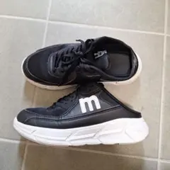 モズ スニーカー