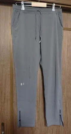 UNDER ARMOUR レディース ボトム