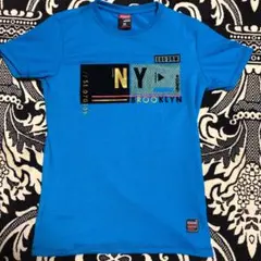 美品海外ブランドTシャツ 試着のみ Sサイズ 青 ブルー