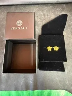 2026年最新】VERSACE メンズ ピアス(両耳用)の人気アイテム - メルカリ