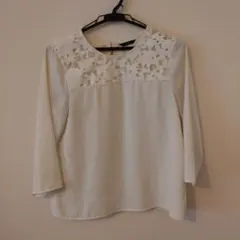 Item thumbnail for item ea453136-bd0b-43f5-920f-241100cc399f