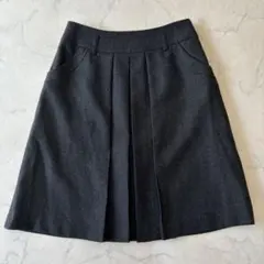 ヴァレンティノ・ガラヴァーニ プリーツスカート ひざ丈 ウール グレー