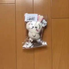 新品未開封 ちいかわ うさぎだらけくじ E賞 ぬいぐるみバッジ ハァ！？