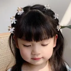 ヘアクリップ 小さめ 5個セット 花 パール色 アクセサリー おしゃれ かわいい