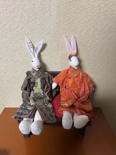 ウサギの木製フィギュア 2体セット 手足が動く - メルカリ