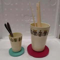 ガラス製箸立て　昭和レトロ　矢来カット 昭和レトロ 昔のガラス製箸立て 矢来カット 希少 レア品 H71