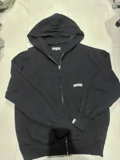 カウラム パーカー