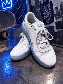 Reebok スニーカー