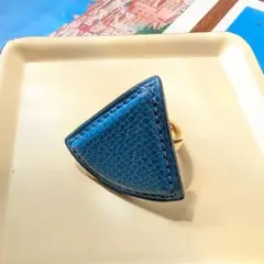 HERMESエルメス　スカーフリング　レザートライアングルブルー