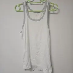 UNIQLO ホワイト タンクトップ M