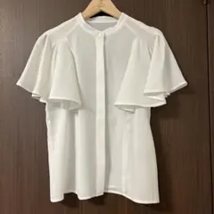 エムプルミエ　フレアスリーブバンドカラーブラウスのサムネイル