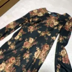 【新品】Laura Ashley ローラア シュレイ　花柄　ロングワンピース