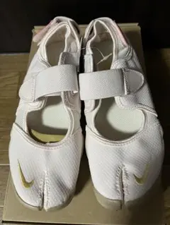 NIKE ／ナイキ　ウィメンズ エアリフトブリーズ　ピンク　24cm