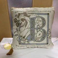 東京ディズニーランド美女と野獣タッセル付きクッション