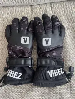 【VIBEZ】カモフラージュスキースノボグローブ　レディースS•Mサイズ