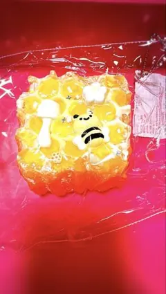 蜂の巣 ハチミツ コムハニースクイーズ