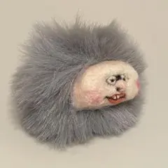 羊毛フェルト チャーム ハンドメイド キモカワオジサンシリーズ - メルカリ