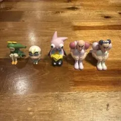 クレヨンしんちゃん まちぼうけ カプセルトイ フィギュア 5体セット