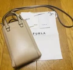 フルラ　クロスボディ　バッグ