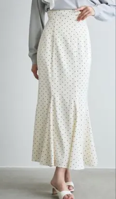 バリエーションサテンマーメイドスカート　リリアンカラット