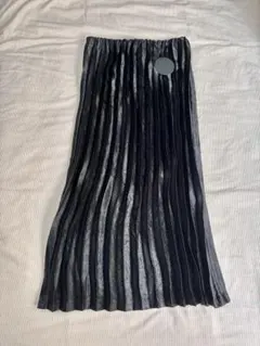 ALPHA 60, Black Pleated Skirt