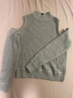 オフショルダー リブ編みセーター グレー