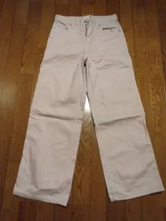 UNIQLO ピンク ストレートデニム