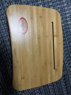 ヨギボーの机のサムネイル