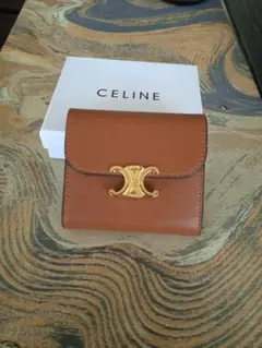 美品 CELINE ブラウン 三つ折り財布