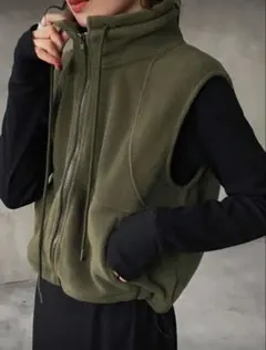 フリースベスト ジップアップ カーキ ハイネック レイヤード 秋冬 韓国