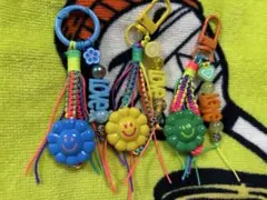 ハンドメイドカラフルストラップ