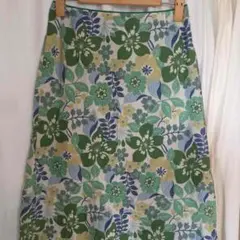 NICE CLAUP ナイスクラップ 花柄スカートのサムネイル