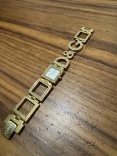 D&G TIME レディース腕時計 ゴールド ラインストーン　ジャンク品のサムネイル
