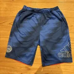 アディダス　ハーフパンツ　青色　サイズ160
