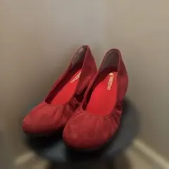 ウェッジソールパンプス・赤