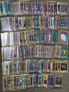 遊戯王まとめ売り　約140枚