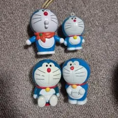ドラえもん 45周年記念フィギュア (1個1600円、1箱7万1千円(44個