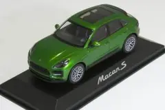 Porsche Macan S ミニカー 1/43 グリーン