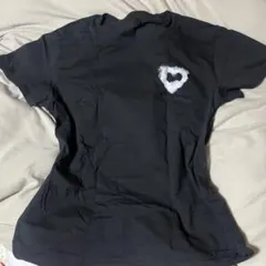 黒 Lサイズ Tシャツ ハートデザイン
