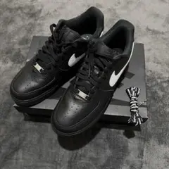 Supreme × Nike Air Force1Low Black/White