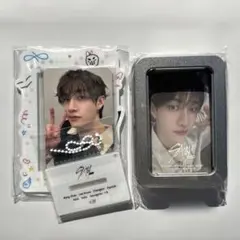 Straykids FC更新特典 アクリルトレカスタンド & マルチ缶ケース