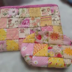 スーちゃんのペタンコポーチとミニキルトポーチの2点セット