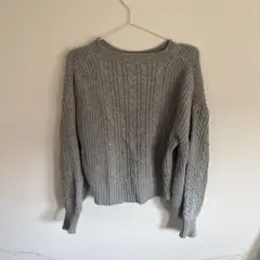 グレー ケーブル編み 長袖ニット
