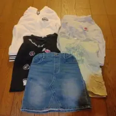 お値下げ可能　まとめ売り　女の子　パーカー　Ｔシャツ　スカート