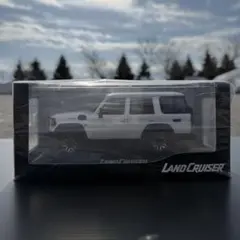 非売品 トヨタ 新型 ランドクルーザー70 1/30 ミニカー ホワイト