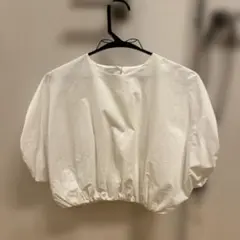 ホワイト バルーンスリーブ シャツ