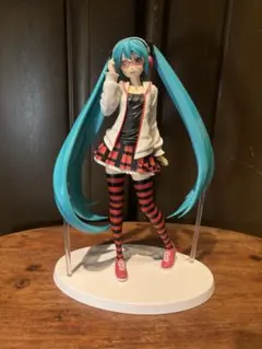 初音ミク フィギュア プライズ ナチュラルメガネ