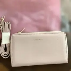 ジル　スチィアート　レザー調マルチポシェット　新品　ゼクシィ