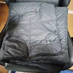 黒いフード付きマント型ヒーター