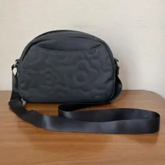 MARY QUAN マリークヮント　デイジーランダムキルト ショルダー　ブラック